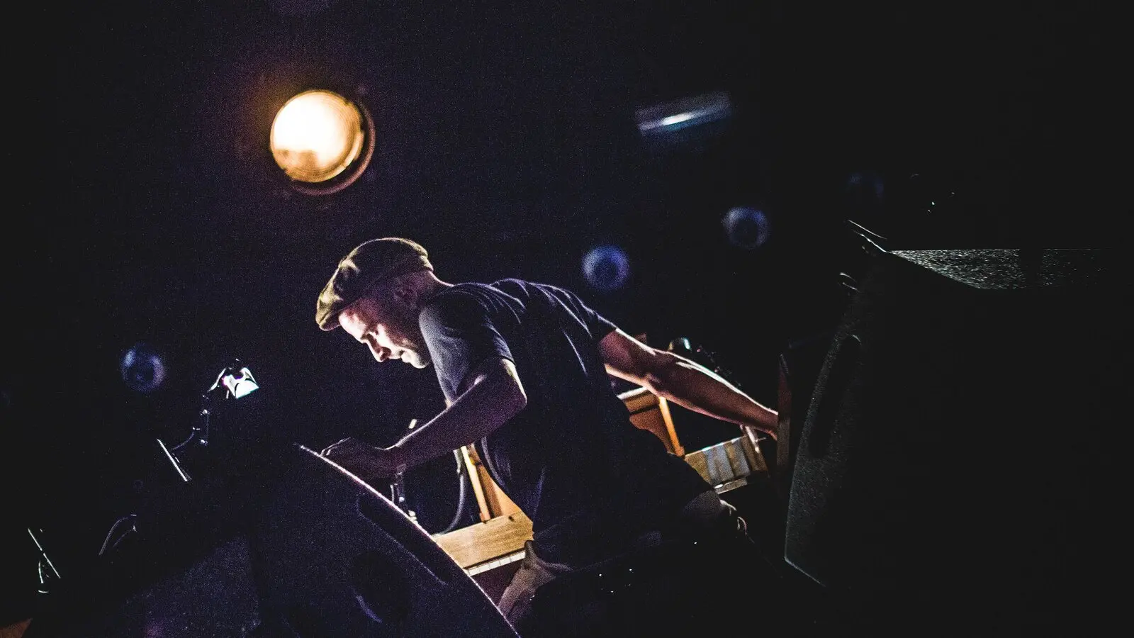Nils Frahm au piano au Haldern Pop Festival en 2018